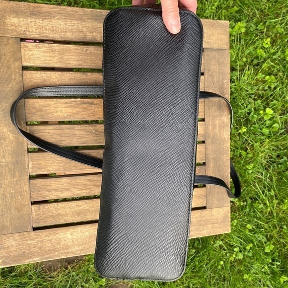 Kenneth  Cole Reaction Purse Black - Picture 5 of 11
